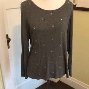 Long sleeve gray shirt with beading